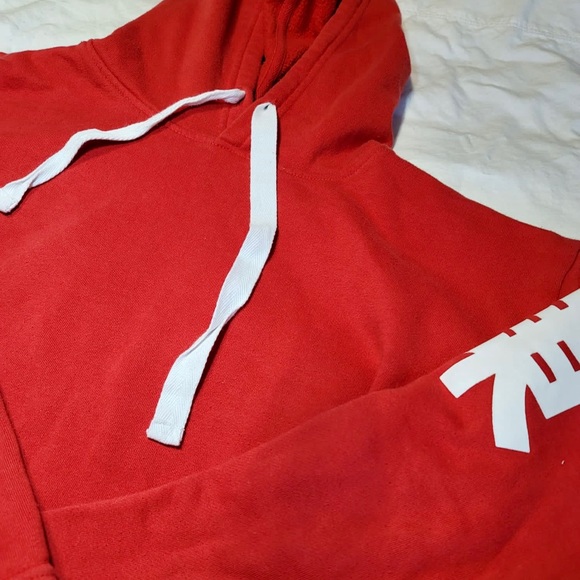 Red cropped hoodie with symbol on sleeve - Picture 4 of 6